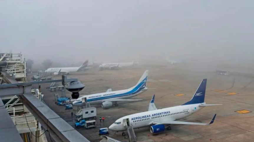 Neblina en el AMBA: demoras en tránsito, trenes y vuelos