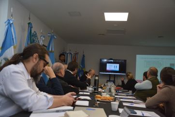 Autoridades de Salud se le plantan a Lugones y piden por el sistema de residencias