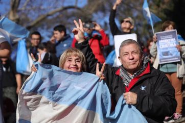 CFK: 