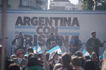 CFK: 