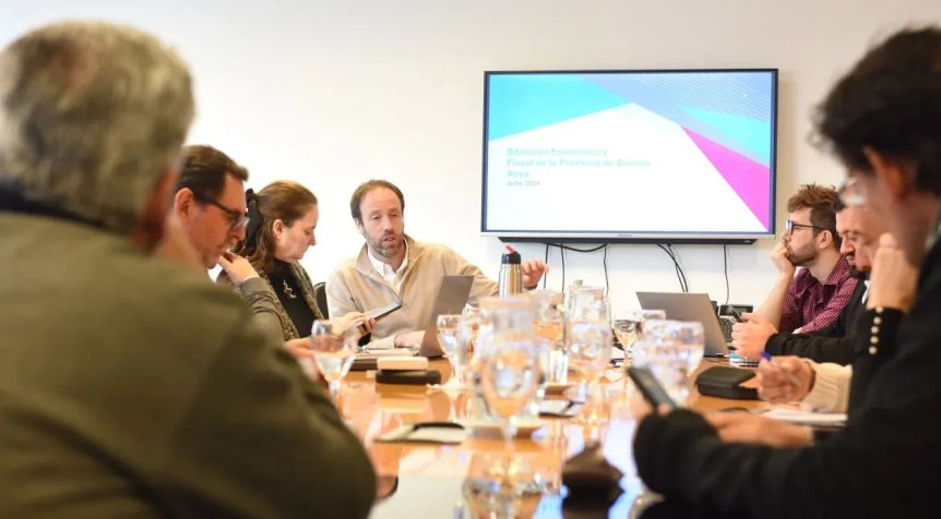 El informe económico que Provincia les mandó a los gremios y alerta un panorama complejo