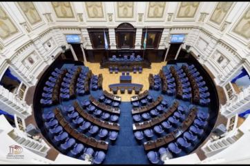 Reelecciones: un proyecto que se toma vacaciones en medio de la rosca electoral