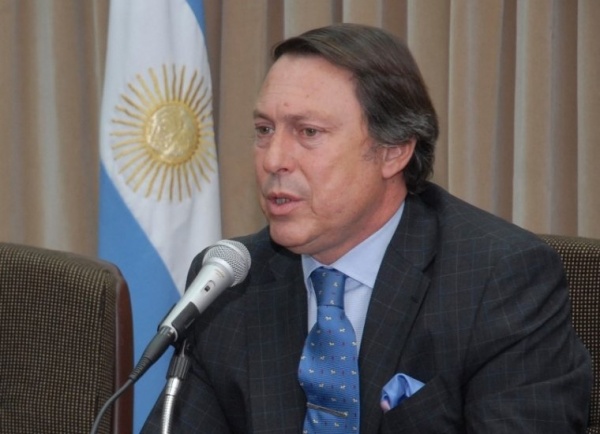 Diputado radical pregunta si hay un plan