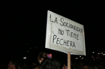 Una gran cantidad de gente marchó en La Plata