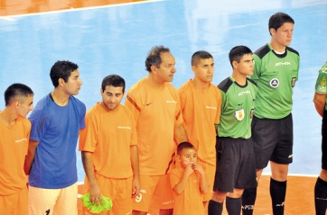 Scioli y su debut triunfal en el futsal