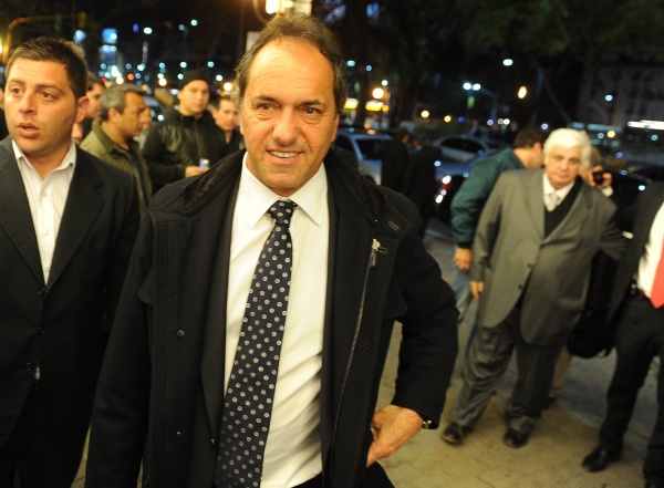 Silenzio Stampa: Scioli no responde a Malena