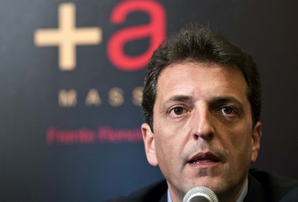 Massa contrató a publicista que lo vio como K