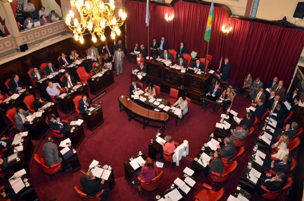 Buscan anvanzar en Ley de Ética Pública