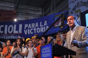 Scioli pidió unidad y defender los logros en las urnas el próximo domingo