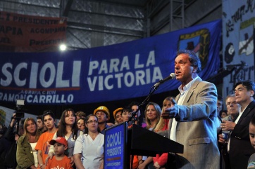 Scioli pidió unidad y defender los logros en las urnas el próximo domingo