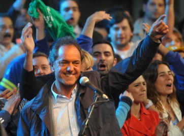 Scioli pidió unidad y defender los logros en las urnas el próximo domingo