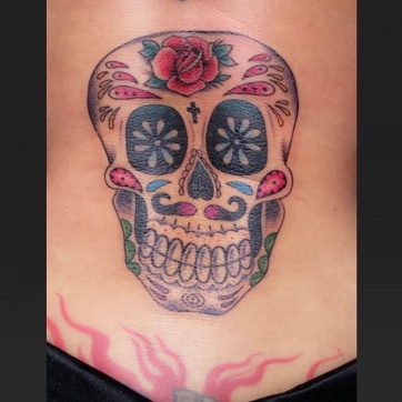 Cardone mostró hot su nuevo tattoo