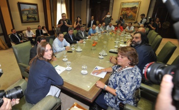 Vidal y su equipo se reunieron con los gremios docentes