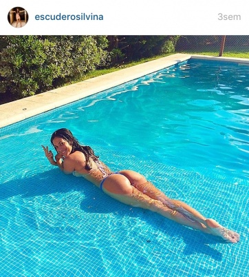 Las famosas muestran sus curvas sin Photoshop