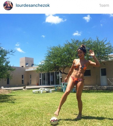 Las famosas muestran sus curvas sin Photoshop
