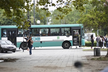 Insólito: la histórica plaza Moreno se convirtió en calle