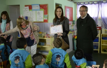 “Un vaso de leche por día”, el nuevo programa social de Vidal