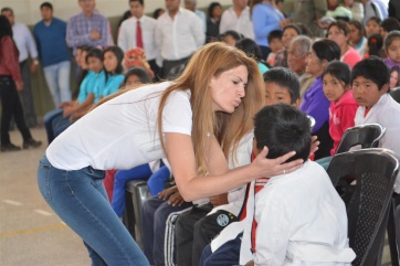 El debut oficial de Isabel Macedo como 'primera dama salteña'