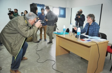 Invitado por el líder de Quebracho, Boudou dio catédra en Facultad de Periodismo de La Plata