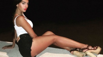 Conocé a la sensual novia de Ronaldo, con raíces argentinas