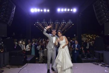 Las fotos oficiales de la maratónica boda de Carlitos Tevez