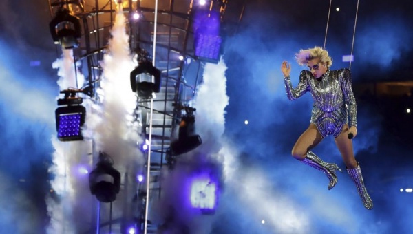 Así fue el deslumbrante show de Lady Gaga en el Súper Bowl