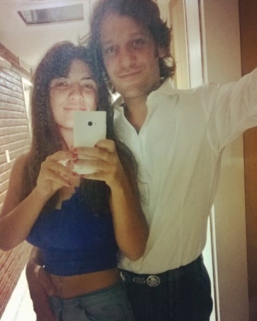 Famoso actor de novio con periodista rosarina de 21 años