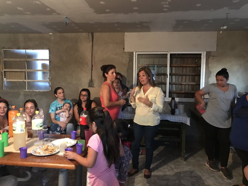 La intimidad del primer timbreo masivo: todos los distritos, todos los nombres, todas las fotos