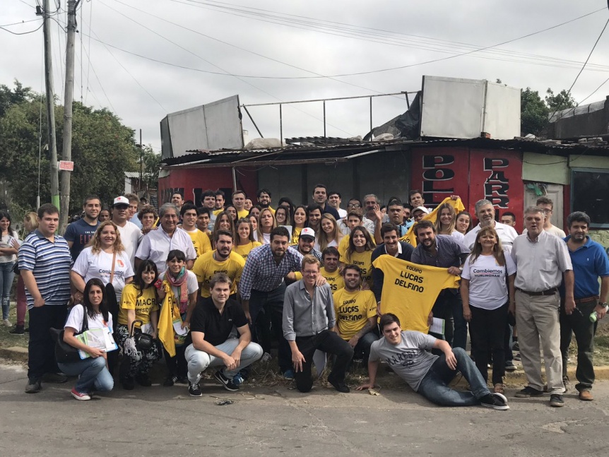 La intimidad del primer timbreo masivo: todos los distritos, todos los nombres, todas las fotos