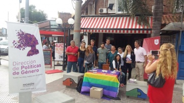 La intimidad del primer timbreo masivo: todos los distritos, todos los nombres, todas las fotos