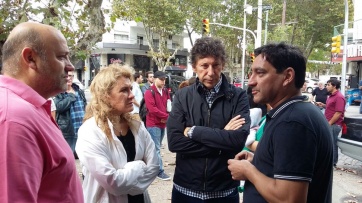 La intimidad del primer timbreo masivo: todos los distritos, todos los nombres, todas las fotos