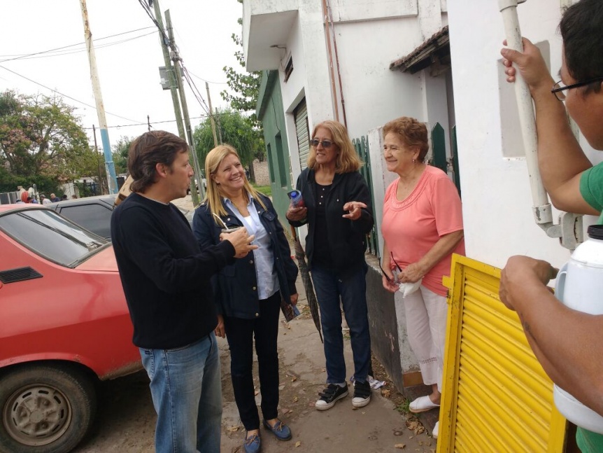 La intimidad del primer timbreo masivo: todos los distritos, todos los nombres, todas las fotos