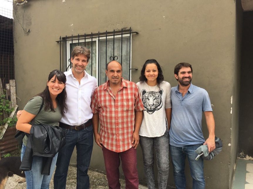 La intimidad del primer timbreo masivo: todos los distritos, todos los nombres, todas las fotos