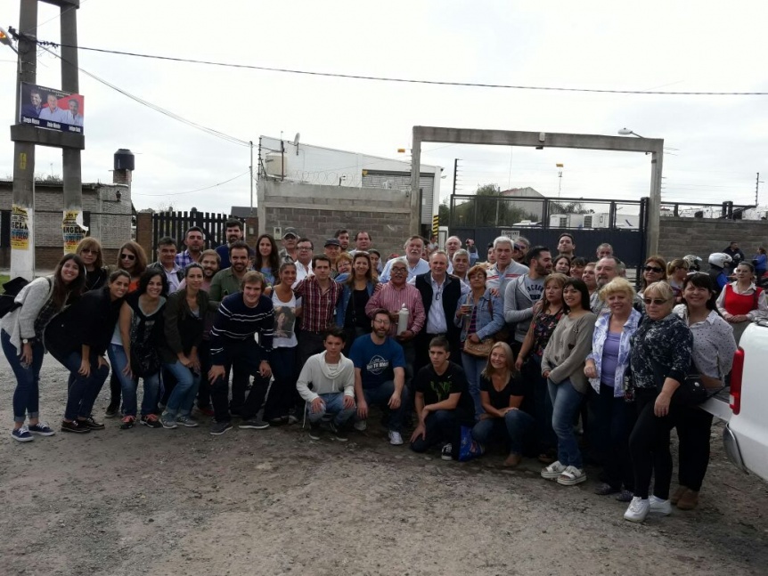 La intimidad del primer timbreo masivo: todos los distritos, todos los nombres, todas las fotos