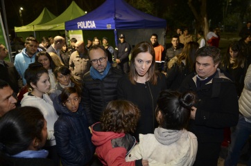 Campaña full time: Vidal y una recorrida nocturna por Tres de Febrero