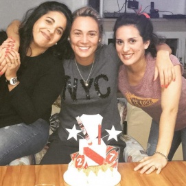 Rocío Oliva cumplió 27 años y .. ¿palito para Maradona?