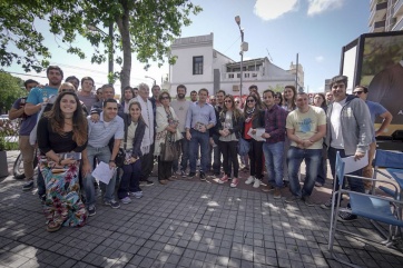 Cambiemos salió a festejar el triunfo electoral con un timbreo 