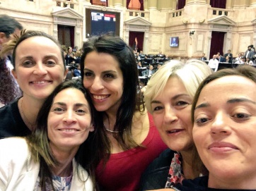 De la galera, y sobre la hora, se convirtió en ley la Paridad de Género