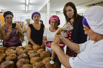 Antes de cortar el pan dulce, Vidal pasó por La Matanza