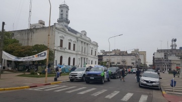 Con caravana a La Plata, trabajadores de Fanazul vuelven a pedir la defensa de sus puestos