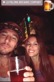 Pampita y Pico Mónaco, súper enamorados en Mar del Plata