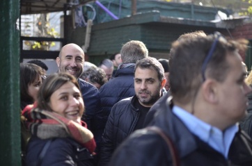 Con la mirada en 2019, Gioja busca una muestra de apoyo