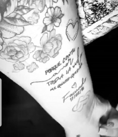 More Rial se hizo un tatuaje dedicado a su novio Facundo Ambrosioni