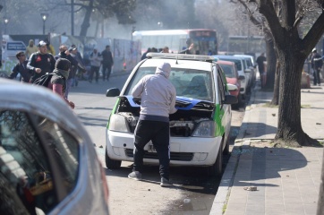Astillero Río Santiago: los disturbios en La Plata en imágenes