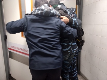 Astillero Río Santiago: los disturbios en La Plata en imágenes