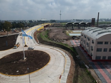 Vidal participa de la inauguración del Puente Olímpico Ribera Sur