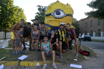 Del temporal a la alegría: todas las fotos de la gran fiesta de los Muñecos en la capital provincial