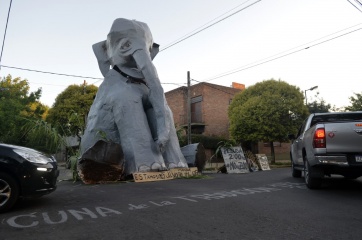 Del temporal a la alegría: todas las fotos de la gran fiesta de los Muñecos en la capital provincial