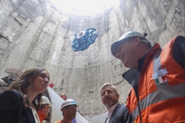 Tras una recorrida junto a Macri, Vidal desembarca en tres distritos de la Sexta